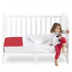 Cuna colecho de estilo nordico SHIRA funcional en cama Montessori