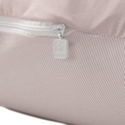 Almohada para embarazada flexible FRESCO detalle rosa