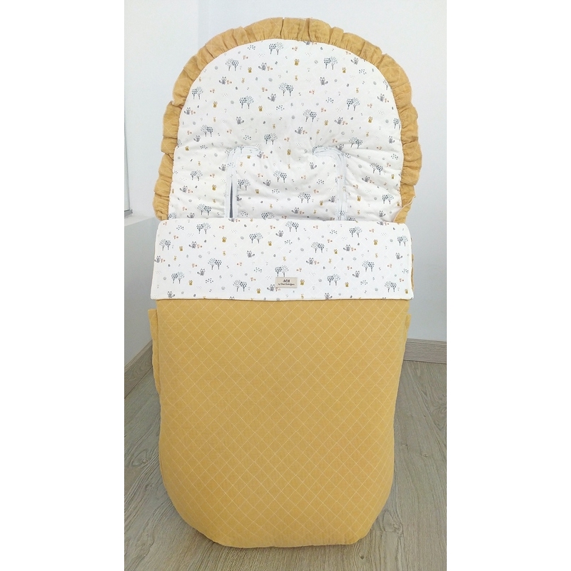 Saco para carrito de paseo FOREST árboles con cubrepiés color mostaza