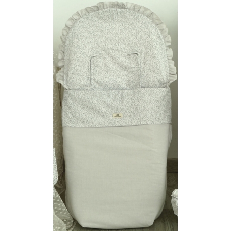 Saco de color gris para silla MAREA con funda primaveral de florecitas